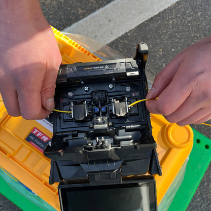 Empalmador de fibra óptica TFN S7 con seis motores