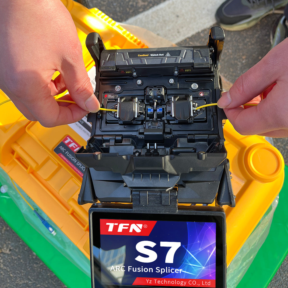 Empalmador de fibra óptica TFN S7 con seis motores